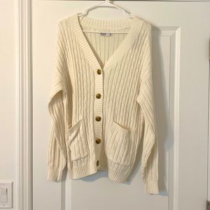 Cream NWT Hollister Sweater